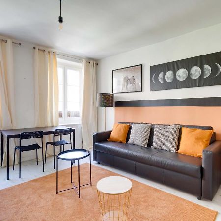 Appartement L'HYPERCENTRE de Suresnes Extérieur photo